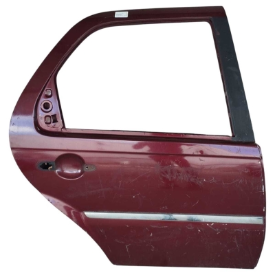 Porta Traseira Direita Fiat Siena 2008 2009 2010 Detalhe