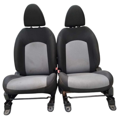 Par Banco Dianteiro Nissan March 2016 A 2020