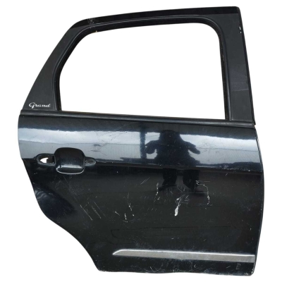 Porta Traseira Direita Fiat Grand Siena 2013 A 2018 Avaria 