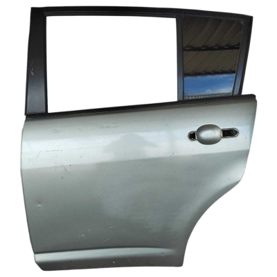 Porta Traseira Esquerda Nissan Tiida Hatch 2009 2010 2011