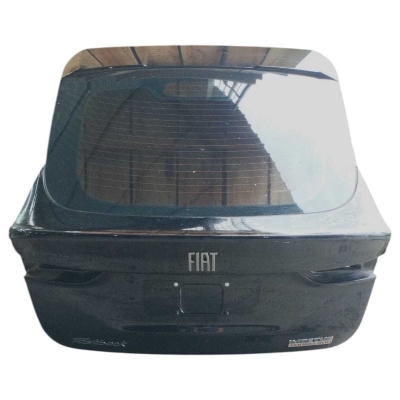 Tampa Traseira Com Vidro Fiat Fastback Impetus 2023 A 2025