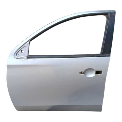 Porta Dianteira Esquerda Mitsubishi L200 2021 A 2025 Avaria