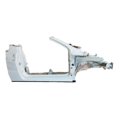 Retalho Lateral Caixa Roda Diant Dir Volkswagen Saveiro 2018