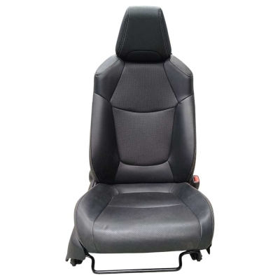 Banco Dianteiro Direito Toyota Corolla Cross 2021 A 2023