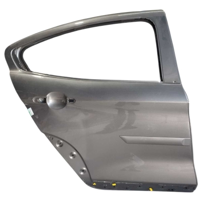Porta Traseira Direita Fiat Fastback 1.3 2023 A 2025 Detalhe