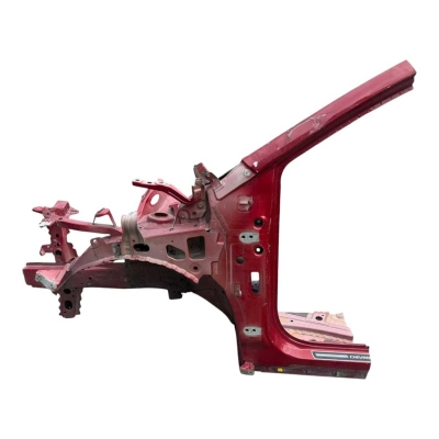 Retalho Caixa Roda Esquerda Chevrolet Tracker 2021 A 2025