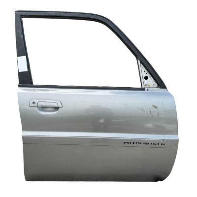 Porta Dianteira Direita Mitsubishi Pajero Tr4 2005 A 2009