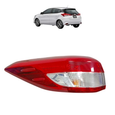 Lanterna Traseira Esquerda Toyota Yaris Sedan 2018 A 2022