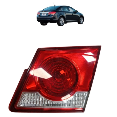 Lanterna Tampa Tras Direita Chevrolet Cruze Sd 2012 A 2016