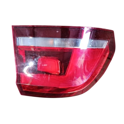 Lanterna Traseira Esquerda Volkswagen Fox Connect 2017 2018