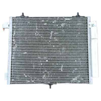 Condensador Peugeot 208 2008 A 2015