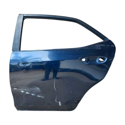 Porta Traseira Esquerda Toyota Corolla Xei 2014 2015 Detalhe