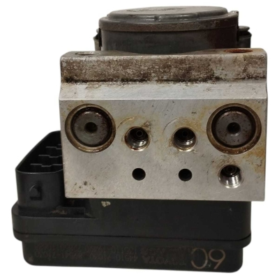 Módulo Abs Toyota Hilux 2005 A 2015 4451071030 8954171030