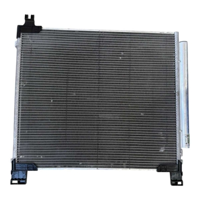 Condensador Toyota Hilux 2.8 2021 A 2026